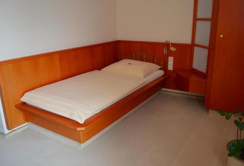 ホテル Stadt Jessen