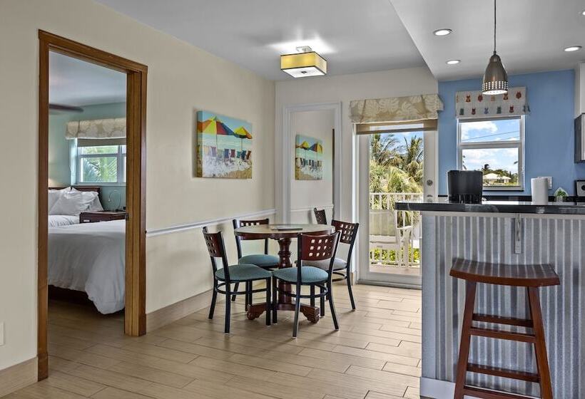 فندق Sun Dek Beach House