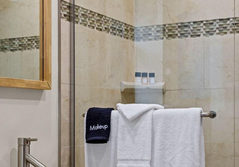 فندق Sun Dek Beach House