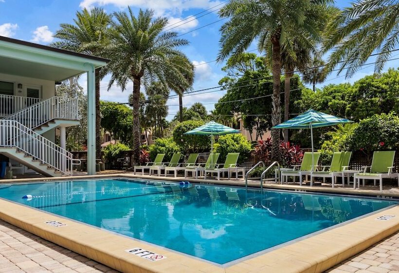 فندق Sun Dek Beach House