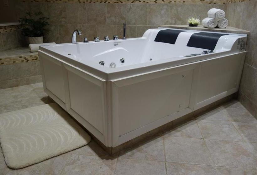 هتل Sybaris Pool Suites