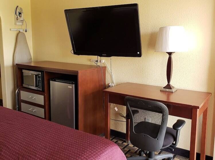 酒店 Taylor Village Inn And Suites