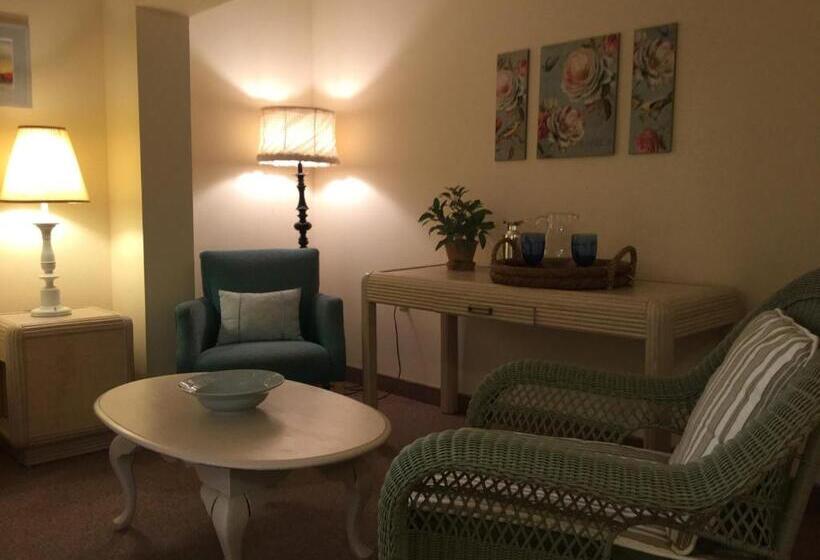 호텔 The Beach Rose Inn