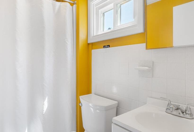 ホテル The Beaches Guest Rooms And Cottages