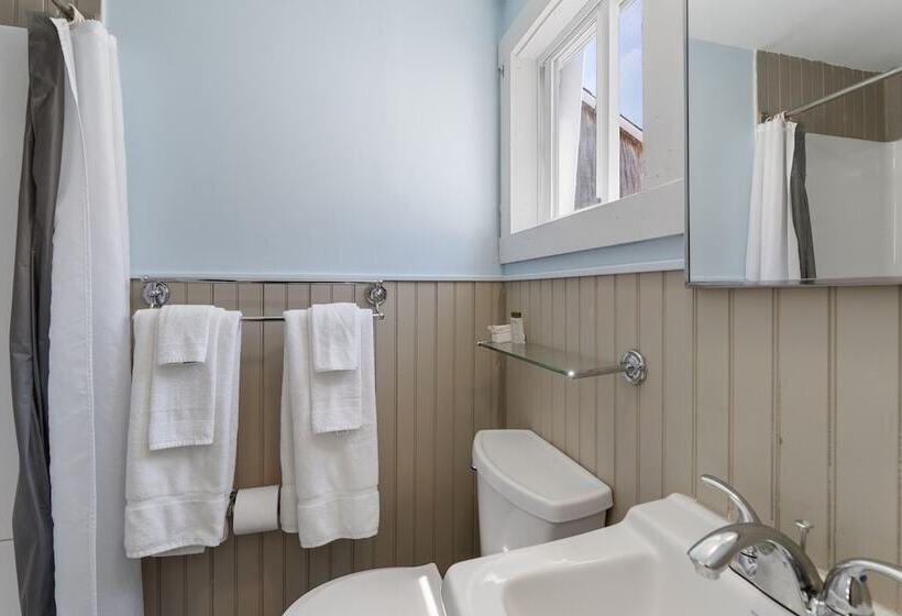 ホテル The Beaches Guest Rooms And Cottages