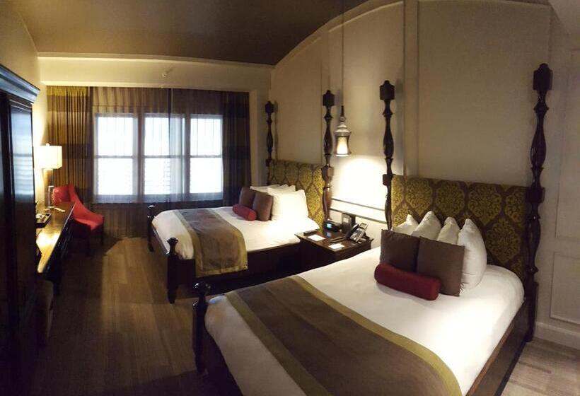 ホテル The Birchwood