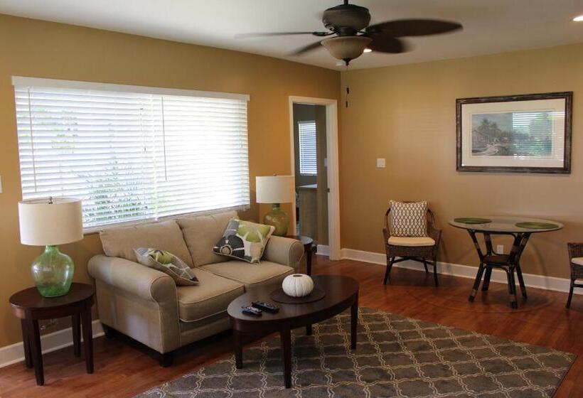 فندق The Conch House Marina Resort