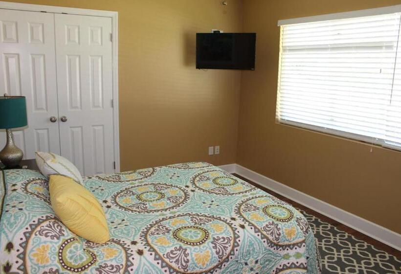 فندق The Conch House Marina Resort