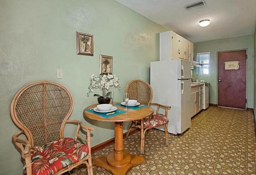 فندق The Conch House Marina Resort