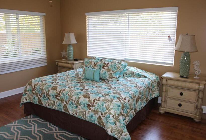 فندق The Conch House Marina Resort