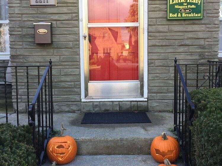 酒店 The Little Italy Of Niagara Falls Bed & Breakfast