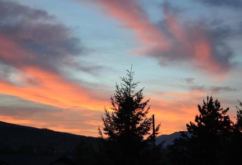 酒店 The Mountaineer Hostel