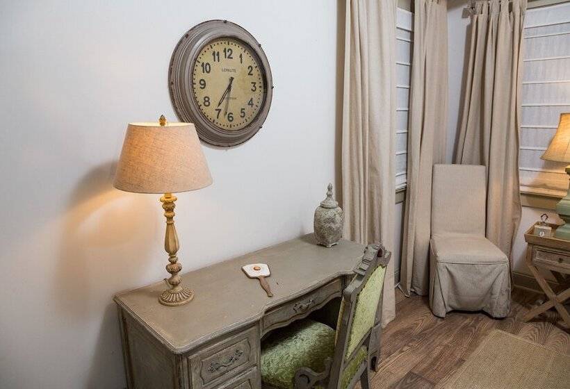 酒店 The Nest On Saratoga Lake