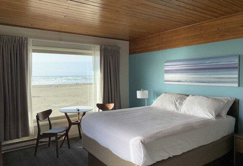 هتل The Ocean Front At Seaside