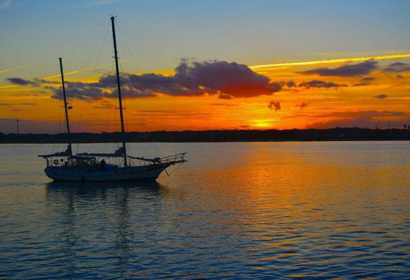 فندق The Saint Augustine Beach House