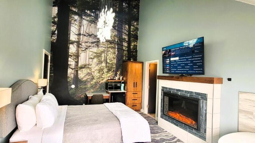 هتل The Seaside Oceanfront Inn