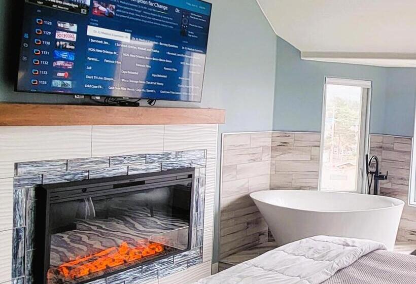 هتل The Seaside Oceanfront Inn