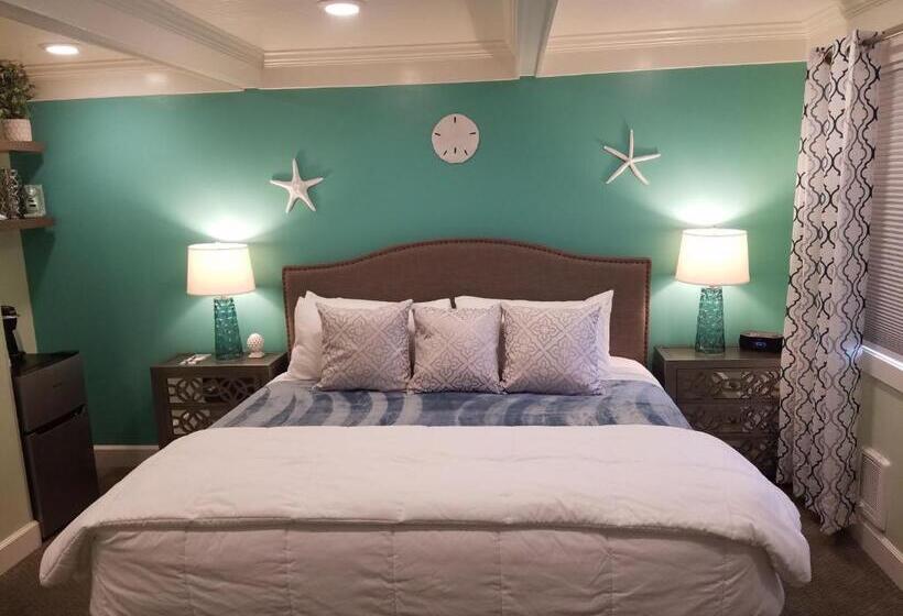 هتل The Seaside Oceanfront Inn