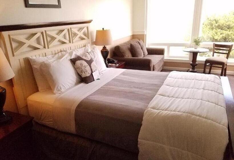 هتل The Seaside Oceanfront Inn