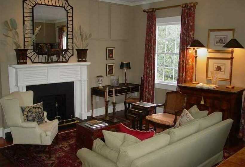 בית מלון כפרי The Stephen Williams House