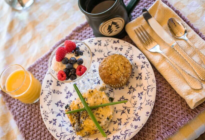 هتل Timberholm Inn