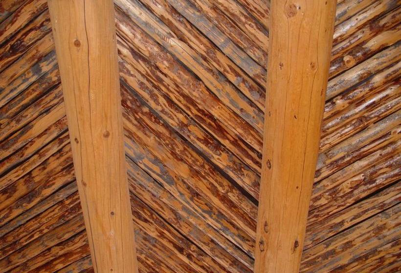 Отель Touchstone Inn