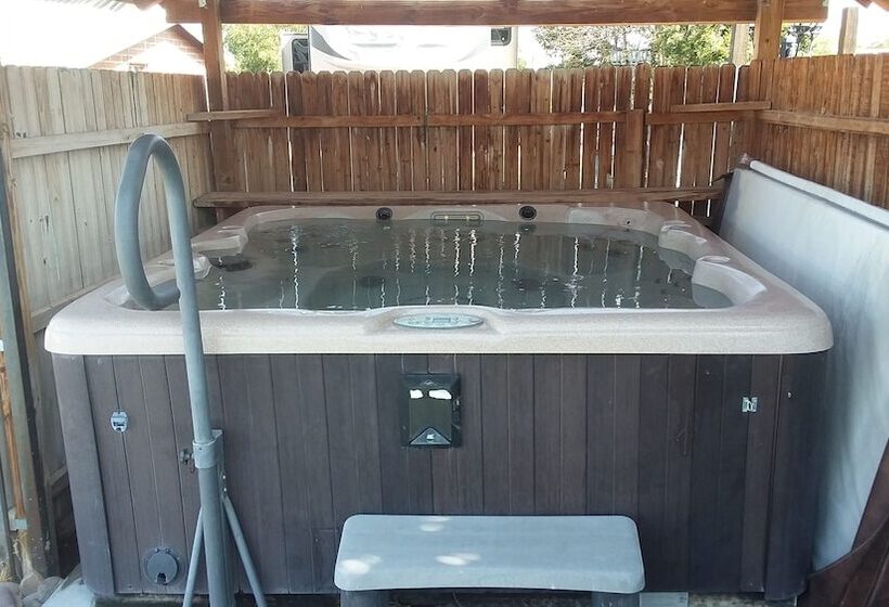 Отель Trail Rider S Inn