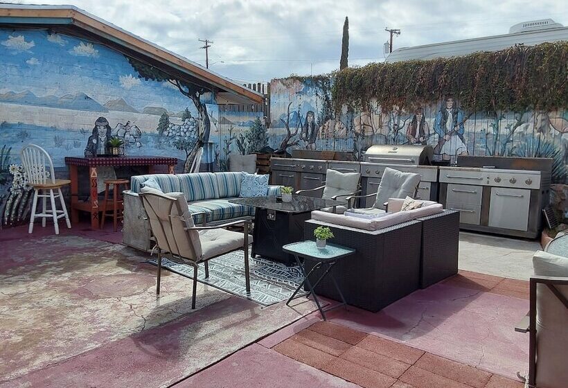 Отель Trail Rider S Inn