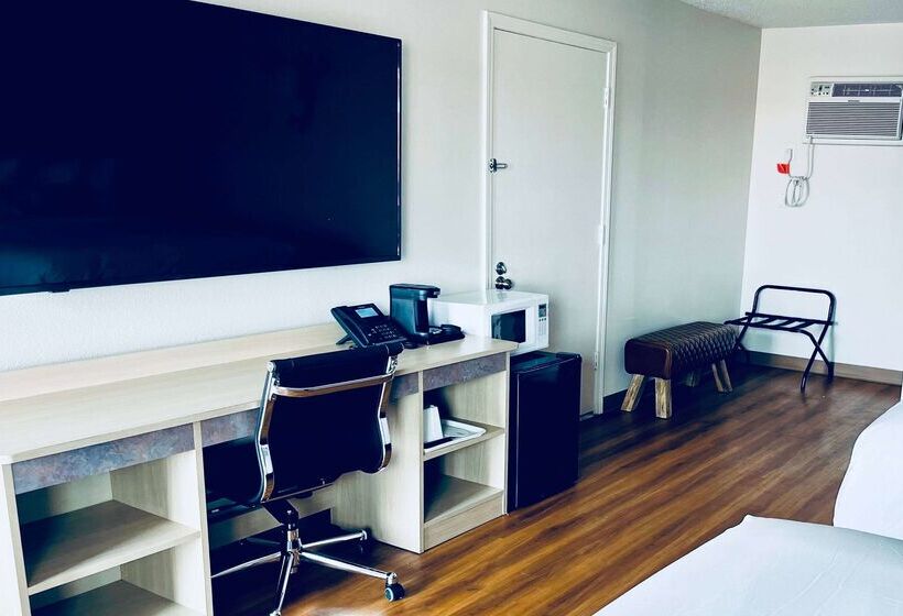 فندق Travelodge By Wyndham Wall