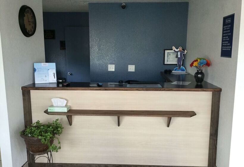 فندق Travelodge By Wyndham Wall