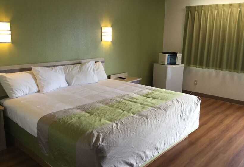 فندق Travelodge By Wyndham Wall