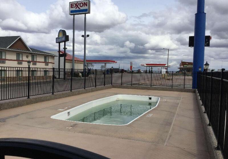 فندق Travelodge By Wyndham Wall