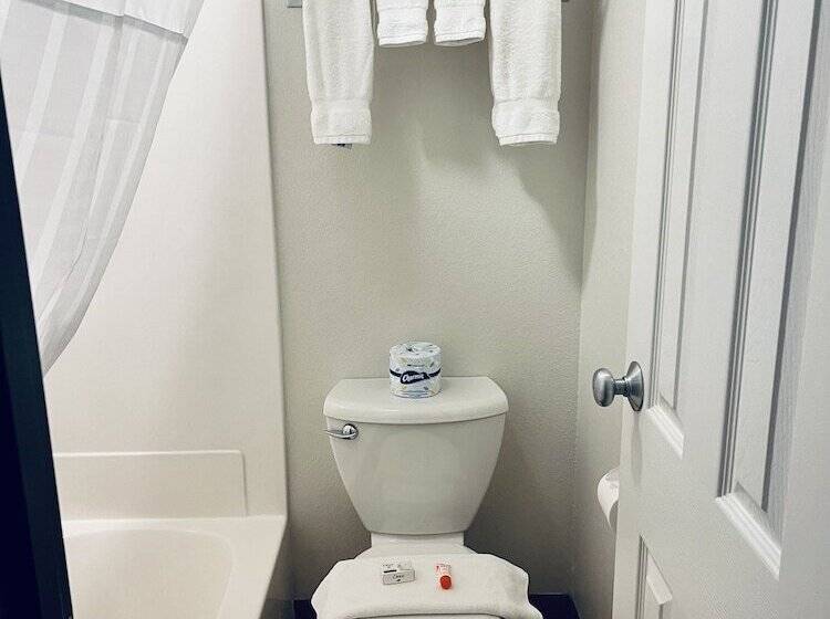 فندق Travelodge By Wyndham Wall