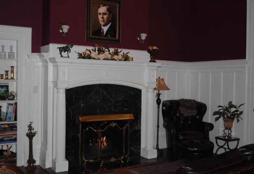 בית מלון כפרי Trinkle Mansion Bed & Breakfast