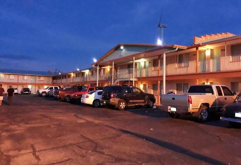 فندق Tristar Inn Xpress