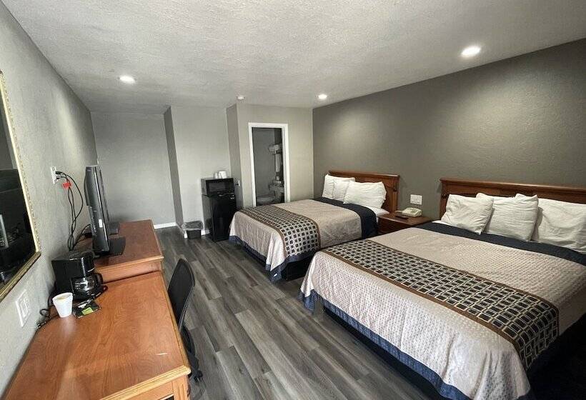 בית מלון כפרי Villa Court Inn Oroville