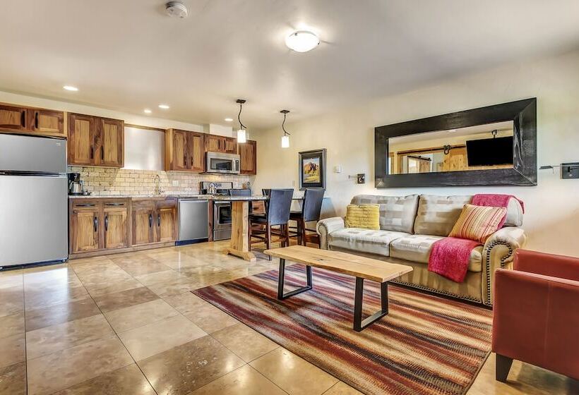 هتل Wall Street Suites