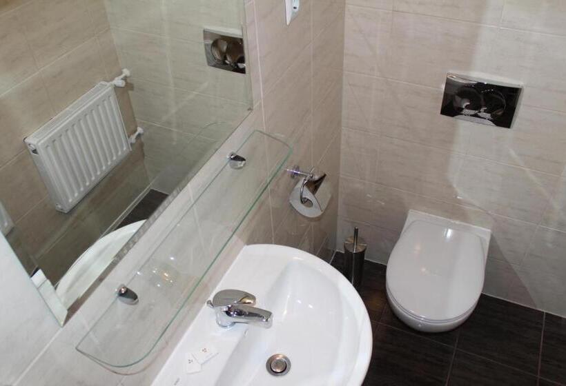 בית מלון כפרי Zajazd Podlesie