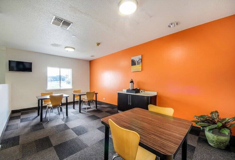 Motel 6 New Braunfels