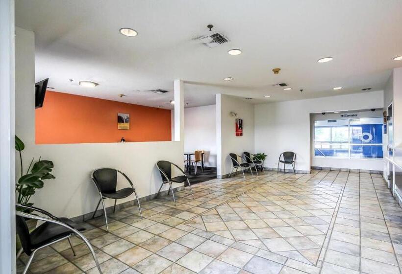 Motel 6 New Braunfels