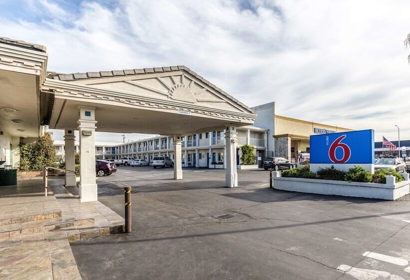 Motel 6 San Rafael