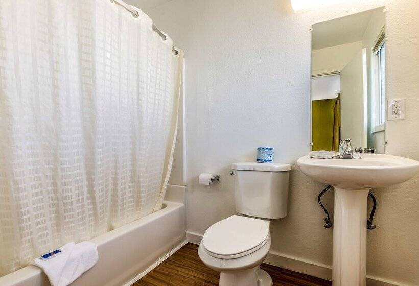 Motel 6 San Rafael