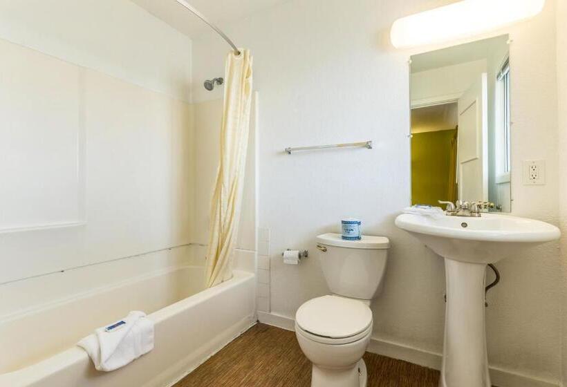 Motel 6 San Rafael