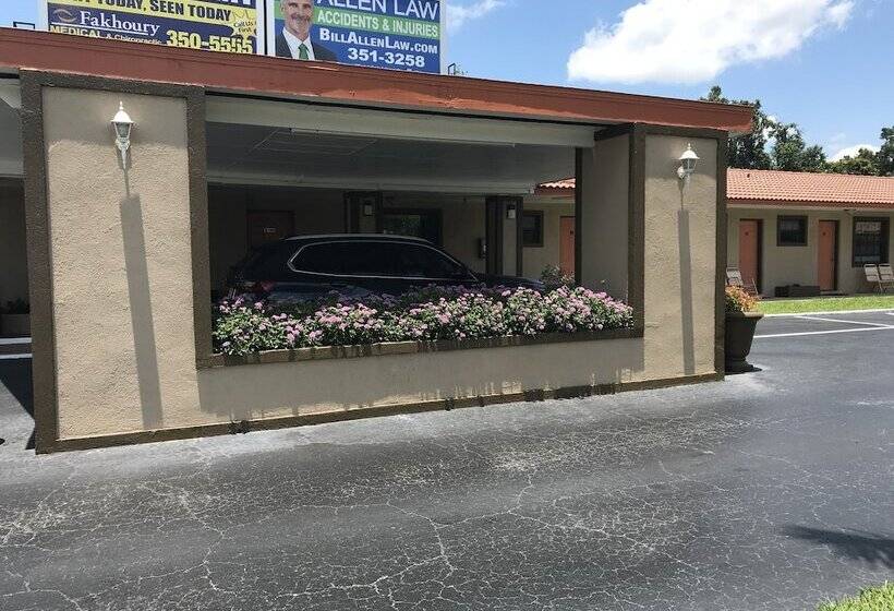 Silver Princess Motel