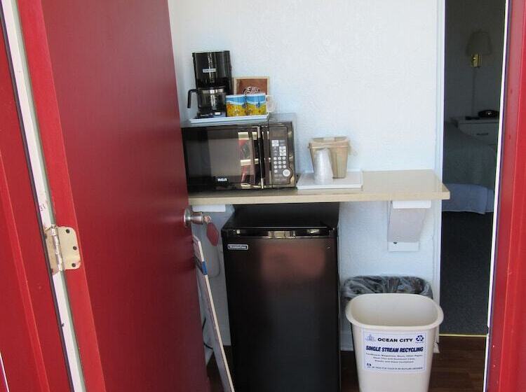 The Coral Sands Motel