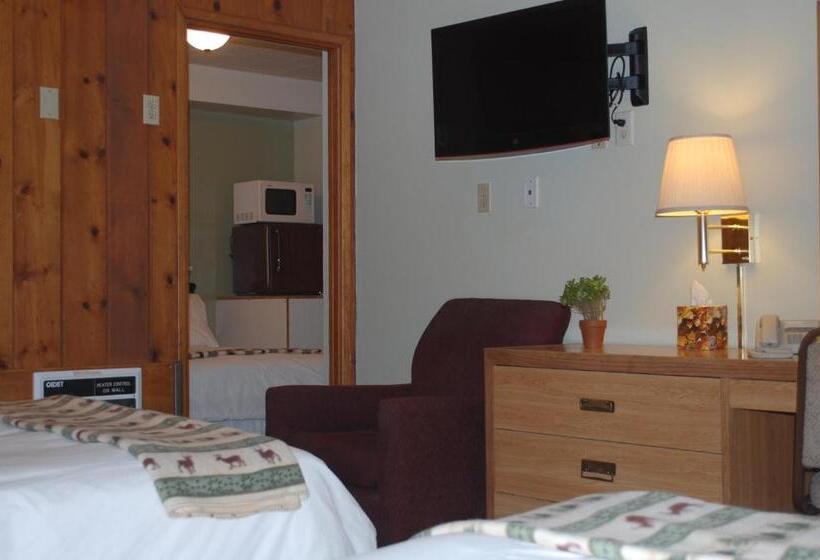 Trees Motel