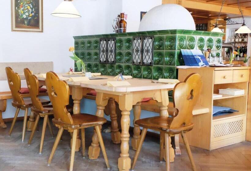 Zum Hirschen   Hotel & Gasthaus Beim Stöckeler