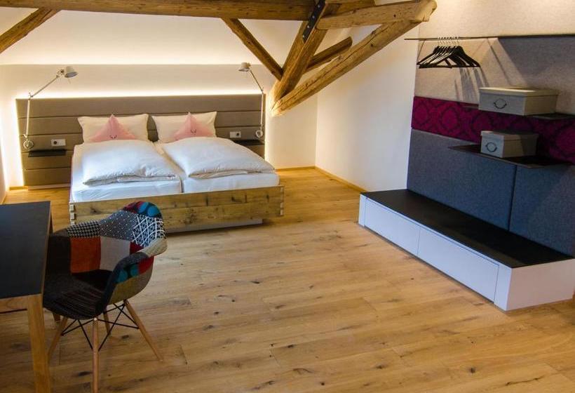 Zum Hirschen   Hotel & Gasthaus Beim Stöckeler