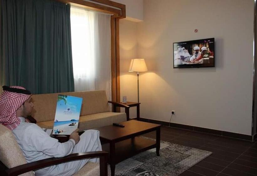 منتجع شاطئ الدولفين للإيواء السياحي