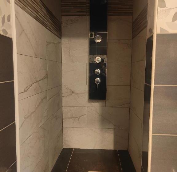 旅馆 Chambre Climatisée Et Cosy Auberge Du Manala Hôtel 24 24